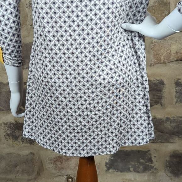 Matilda Jane Tunic Top Woman's Small White Black Yellow Trim Patterned Loose - Picture 11 of 15